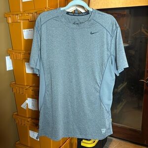 NIKE PRO Combat DRI-FIT Mens Compression Short Sleeve Shirt Size XL Gray
